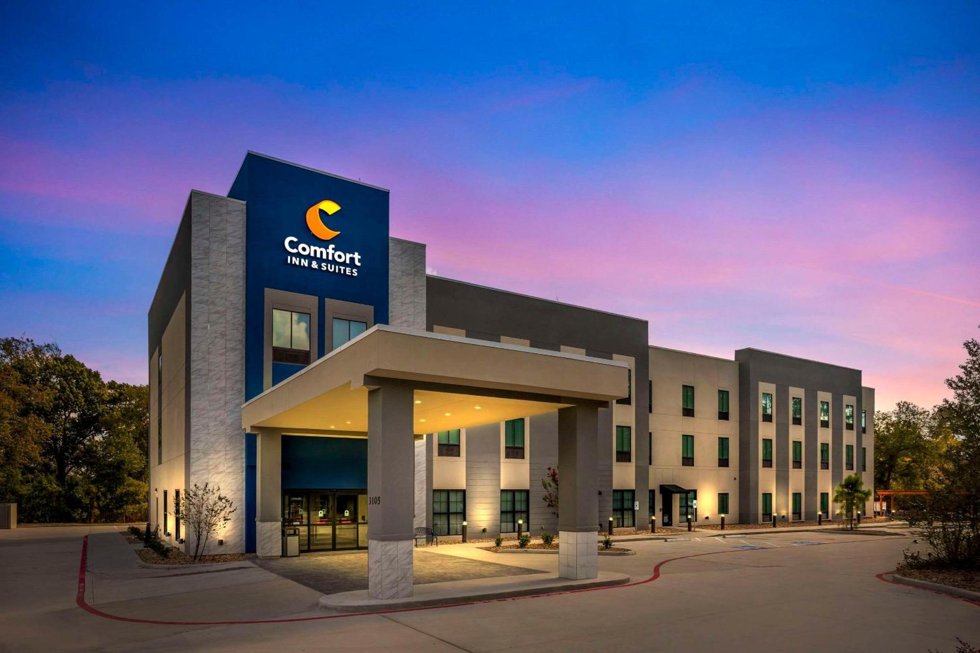 Comfort Inn & Suites Huntsville Near University 外观 照片